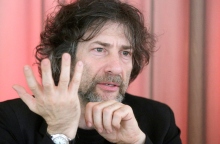 Ο συγγραφέας του «The Sandman» Νιλ Γκέιμαν
