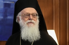 ο Αρχιεπίσκοπος Αλβανίας Αναστάσιος