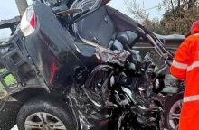 Σφοδρό τροχαίο στην Πατρών - Πύργου: ΙΧ συγκρούστηκε με ΚΤΕΛ - Μάχη για τη ζωή δίνει 25χρονος