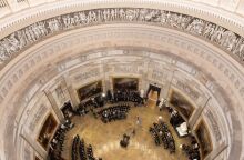 Oρκωμοσία Τραμπ: Θα διεξαχθεί στη Ροτόντα του Καπιτωλίου λόγω πρωτοφανούς ψύχους 