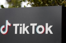 Ανοίγει ξανά το TikTok στις ΗΠΑ μετά την παρέμβαση Τραμπ