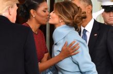 Ορκωμοσία Τραμπ: Η Μελάνια Τραμπ δεν έφερε δώρο για την Τζιλ Μπάιντεν