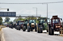 αγροτες, τρακτερ, μπλοκα, δρομος