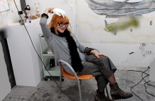 Η Ελένη Θεοφυλάκτου παρουσιάζει την έκθεση «Ωραίος καιρός» στην Γκαλερί Alma