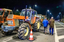 μπλοκο αγροτων, τρακτερ