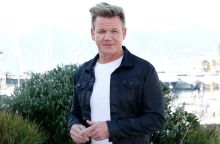 Λονδίνο: Σχεδόν 500 φιγούρες γατών κλάπηκαν από το εστιατόριο του Γκόρντον Ράμσεϊ - Έχασε περισσότερες από 2.000 λίρες σε μία εβδομάδα