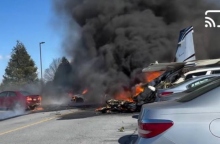 αεροσκαφος, συντρίμμια, φλογες, οχηματα