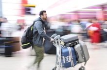 Ηνωμένο Βασίλειο: Υποχρεωτική από την Τετάρτη η ηλεκτρονική άδεια ταξιδιού (ETA)