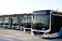 λεωοφορεια παρκαρισμενα