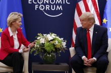 Το σχέδιο της Κομισιόν για απάντηση στους δασμούς Τραμπ: Σε ποια προϊόντα θα βάλει φόρο 25%