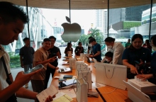 καταστημα κινητων, πελατες