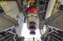 πυραυλος ετοιμος για εκτοξευση