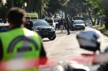 αστυνομία, περιπολικό, περαστικοί