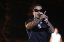 Light: Η συγνώμη μετά τις οργισμένες αντιδράσεις για το νέο του τραγούδι