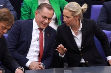 Οι ηγέτες της AfD, Τίνο Κρουπαλα και Άλις Βάιντελ 