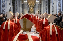 «Urbi et Orbi»: Τι συμβαίνει αμέσως μετά την εκλογή ενός Πάπα;