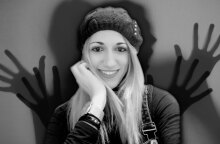 Η γυναικοκτονία της Ντόρας Ζαχαριά στη Ρόδο και η κοινωνική συνενοχή