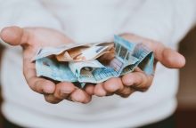 χερι κρατα λεφτα