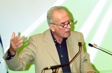 Διαμαντοπούλου για Ροκόφυλλο: Συνδύαζε τη φινέτσα διπλωμάτη με Γαλλική παιδεία και τη γνησιότητα λαϊκού βουλευτή