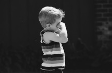 Ενώπιον της Δικαιοσύνης βρίσκεται ένας 48χρονος στο Ηράκλειο που αντιμετωπίζει βαρύτατες κατηγορίες για την συστηματική σεξουαλική κακοποίηση του ανιψιού του 