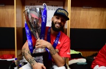 Ο Εβάν Φουρνιέ, συνέβαλε τα μέγιστα στην κατάκτηση του τίτλου και πλέον ετοιμάζεται να απολαύσει το καλοκαίρι του. Μάλιστα, όπως αποκάλυψε ο ίδιος, θα το συνοδεύσει με εκλεκτά γλυκά.