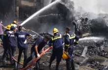 Ινδία, συντριβη αεροσκάφους, πυροσβεστες