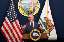 Ο Γκάβιν Νιούσομ αποκαλεί τον Ντόναλντ Τραμπ «απόλυτο ψεύτη», καθώς συνεχίζονται οι διαδηλώσεις στο Λος Άντζελες κατά των επιχειρήσεων της Ice