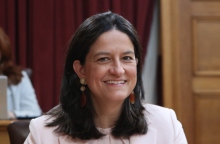 Η υπουργός Εργασίας και Κοινωνικής Ασφάλισης, Νίκη Κεραμέως