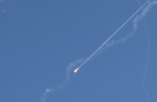 Εκρήξεις στη Ντόχα του Κατάρ – «To Ιράν εκτόξευσε έξι πυραύλους προς τις βάσεις των ΗΠΑ»