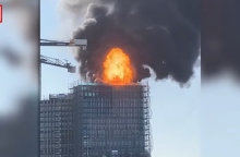 Γερμανία, Φωτιά σε πολυώροφο κτίριο