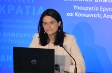 Η υπουργός Εργασίας και Κοινωνικής Ασφάλισης, Νίκη Κεραμέως 