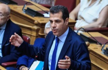 Πλεύρης από Λιβύη: Η Κρήτη δέχεται τεράστια πίεση κι αυτό θέλουμε να το αποτρέψουμε