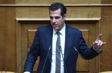 Ο υπουργός Μετανάστευσης, Θάνος Πλεύρης 