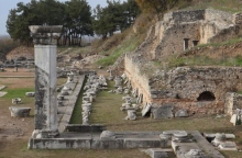 Άποψη του βόρειου τοίχου στο ύψος του εγκάρσιου κλίτους της Βασιλικής Α