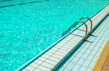 Δράμα, πισινα