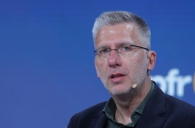 Ο υπουργός Επικρατείας Άκης Σκέρτσος