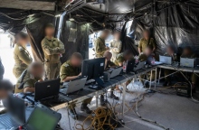 ισραηλινοι στρατιωτικοί, αιθουσα επιχειρησεων