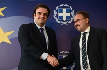 Συνάντηση του υπουργού Εθνικής Οικονομίας και Οικονομικών Κυριάκου Πιερρακάκη με τον Ευρωπαίο Επίτροπο Ενέργειας και Στέγασης Dan Jοrgensen