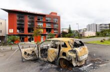 Ταραχές στη Νότια Γαλλία με έναν αστυνομικό τραυματία