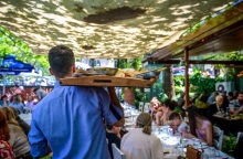 καύσωνας, ταβερνα