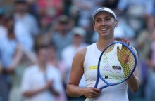 «Πρέπει να πεθάνεις απόψε», η απειλή-σοκ προς τη Ελίνα Σβιτολίνα στα social media