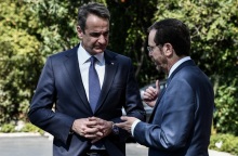 Τηλεφωνική επικοινωνία Μητσοτάκη - Χέρτζογκ: Ανάγκη άμεσης κατάπαυσης πυρός