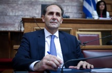 Τα συλλυπητήρια του πολιτικού κόσμου για τον Απόστολο Βεσυρόπουλο