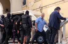 Προφυλακιστέα τα δύο αδέρφια, φερόμενα ως εγκέφαλοι της κρητικής μαφίας στα Χανιά