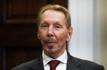 Ο Λάρι Έλισον