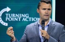 Ο Τσάρλι Κερκ