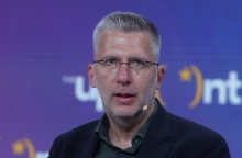 Ο υπουργός Επικρατείας, Άκης Σκέρτσος