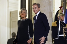 Ο CEO της LVMH, Μπερνάρ Αρνό και η σύζυγό του, πιανίστρια Ελέν Μερσιέ-Άρνοτ