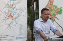 Ο Δήμαρχος Αθηναίων, Χάρης Δούκας