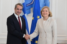 Συνάντηση Μητσοτάκη με την Αντιπρόεδρο της Κομισιόν, Χένα Βιρκούνεν